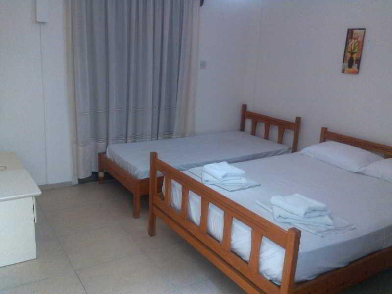 St. Mamas Apts Scala Exterior foto